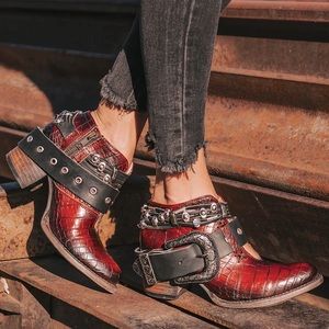 Freebird red croco SALOON bootie — women’s size 10   (SOLD OUT SIZE!!!!)